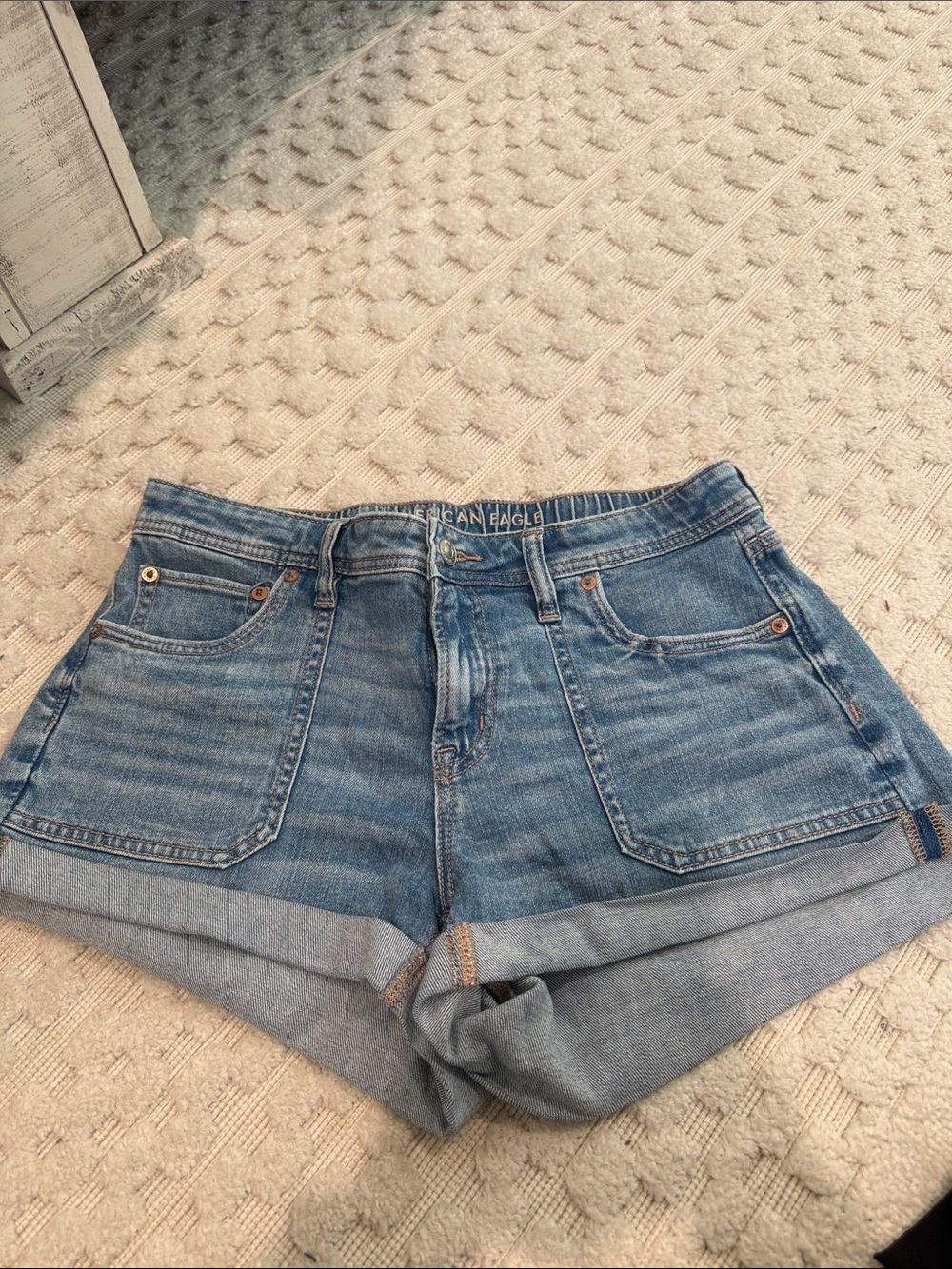 American Eagle Outfitters Light Blue Denim Roll-Cuff Women's Shorts